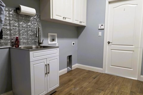 Casa en venta en Lakeland, Florida, 4 dormitorios, 348.76 m2 № 2145277 - foto 22