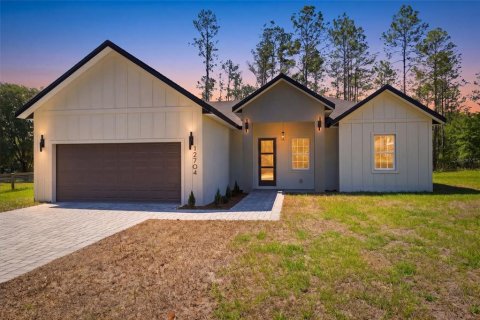 House in Ocala, Florida 4 bedrooms, 167.13 sq.m. № 2094232