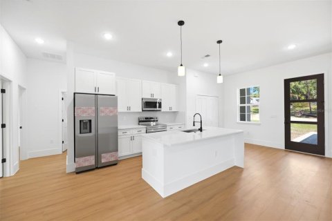 Casa en venta en Ocala, Florida, 4 dormitorios, 167.13 m2 № 2094232 - foto 10