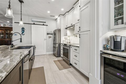 Adosado en venta en Apollo Beach, Florida, 4 dormitorios, 288.74 m2 № 2097125 - foto 18