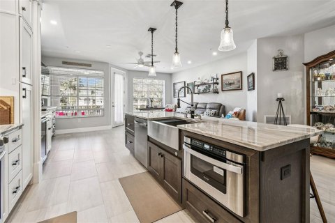 Adosado en venta en Apollo Beach, Florida, 4 dormitorios, 288.74 m2 № 2097125 - foto 16
