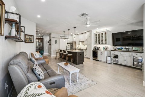 Adosado en venta en Apollo Beach, Florida, 4 dormitorios, 288.74 m2 № 2097125 - foto 25