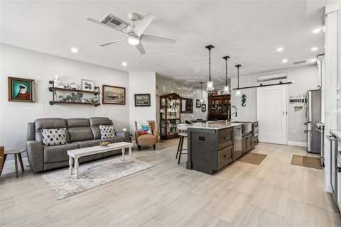 Adosado en venta en Apollo Beach, Florida, 4 dormitorios, 288.74 m2 № 2097125 - foto 24