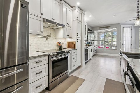 Adosado en venta en Apollo Beach, Florida, 4 dormitorios, 288.74 m2 № 2097125 - foto 15