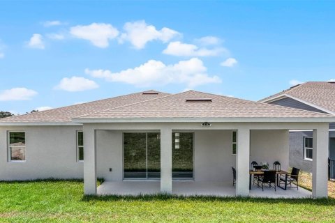 Villa ou maison à vendre à Apopka, Floride: 4 chambres, 208.1 m2 № 1801984 - photo 3