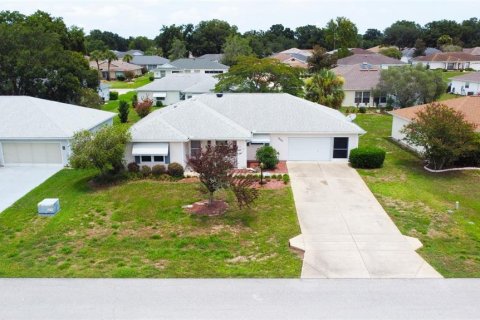 Villa ou maison à Ocala, Floride 2 chambres, 146.97 m2 № 2277637