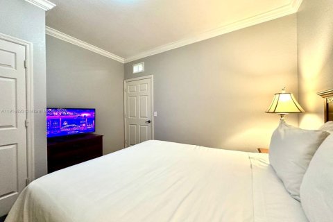 Condo in Kissimmee, Florida, 3 bedrooms № 1973270 - photo 17