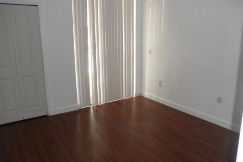 Condo in Royal Palm Beach, Florida, 3 bedrooms  № 1177290 - photo 1