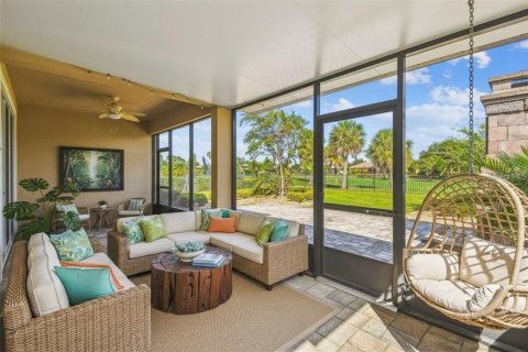 Villa ou maison à vendre à Kissimmee, Floride: 2 chambres, 164.53 m2 № 2219631 - photo 28
