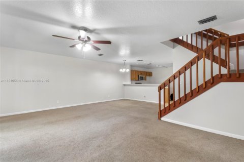 Townhouse in West Palm Beach, Florida 3 bedrooms, 139.54 sq.m. № 1855032 - photo 3