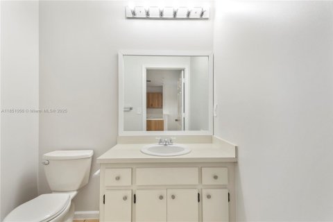 Townhouse in West Palm Beach, Florida 3 bedrooms, 139.54 sq.m. № 1855032 - photo 6