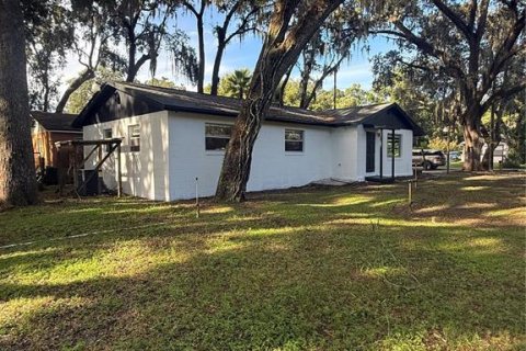 House in Sanford, Florida 3 bedrooms, 129.13 sq.m. № 2388674 - photo 7