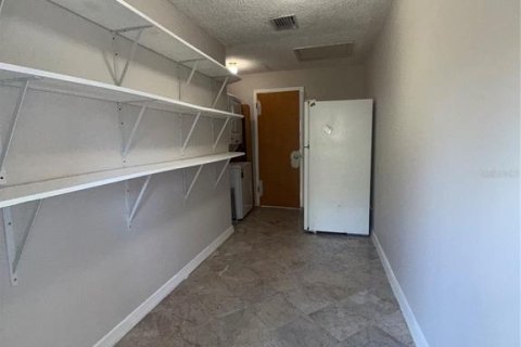 House in Sanford, Florida 3 bedrooms, 129.13 sq.m. № 2388674 - photo 14