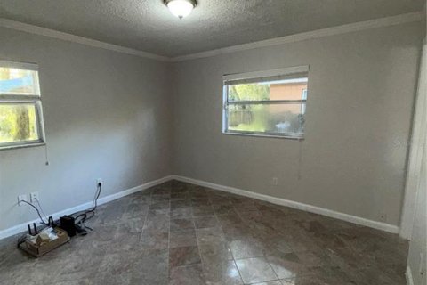 House in Sanford, Florida 3 bedrooms, 129.13 sq.m. № 2388674 - photo 19