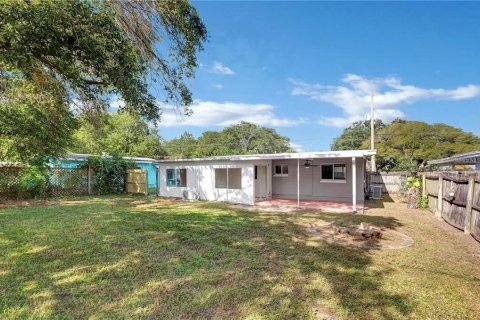 House in Seminole, Florida 2 bedrooms, 100.33 sq.m. № 1765922 - photo 15