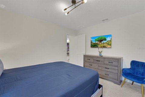 House in Davenport, Florida 6 bedrooms, 289.58 sq.m. № 2101550 - photo 29