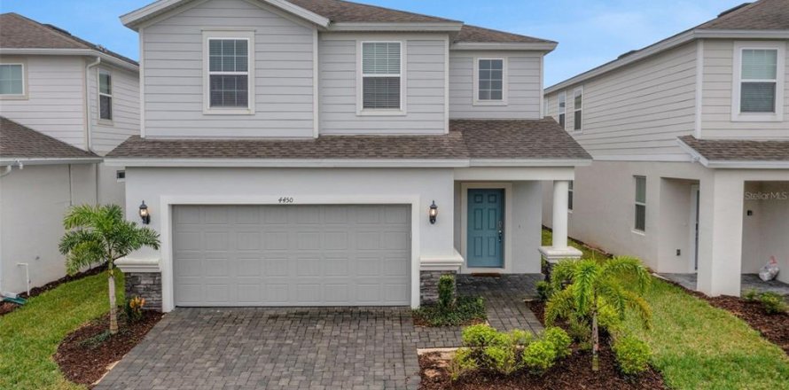 House in Davenport, Florida 6 bedrooms, 289.58 sq.m. № 2101550