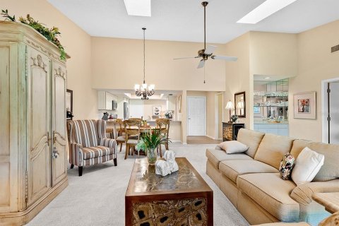 Villa ou maison à louer à Sarasota, Floride: 2 chambres, 159.79 m2 № 1569633 - photo 9