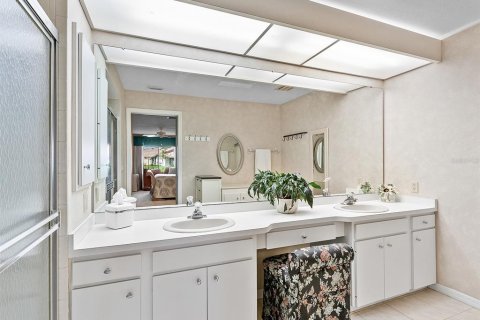 Villa ou maison à louer à Sarasota, Floride: 2 chambres, 159.79 m2 № 1569633 - photo 27