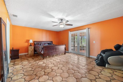 House in Kissimmee, Florida 5 bedrooms, 260.22 sq.m. № 1806882 - photo 30