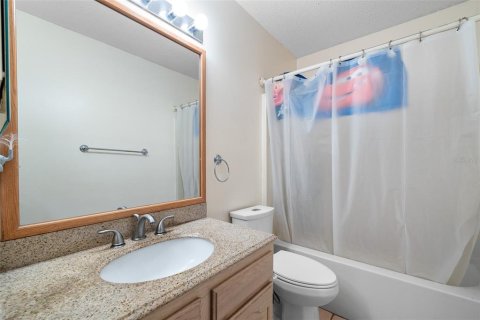 House in Kissimmee, Florida 5 bedrooms, 260.22 sq.m. № 1806882 - photo 26