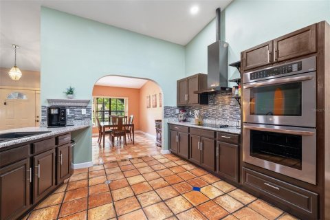 House in Kissimmee, Florida 5 bedrooms, 260.22 sq.m. № 1806882 - photo 18