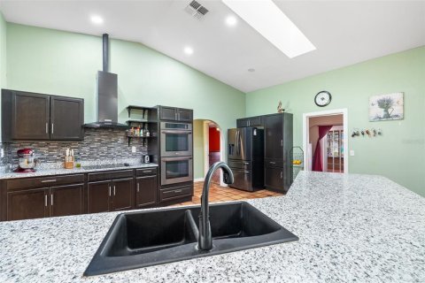 House in Kissimmee, Florida 5 bedrooms, 260.22 sq.m. № 1806882 - photo 21