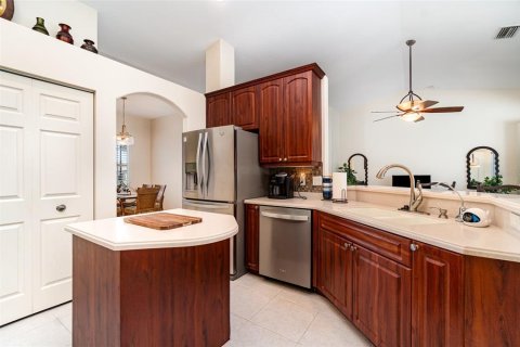 House in North Port, Florida 3 bedrooms, 184.13 sq.m. № 1769667 - photo 10