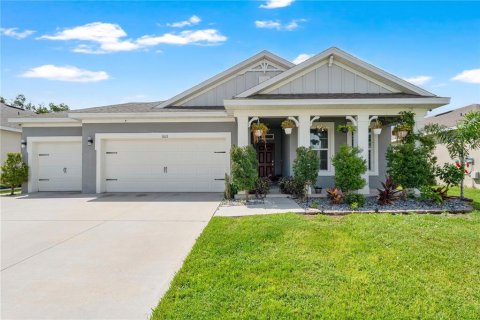 House in Kissimmee, Florida 4 bedrooms, 199 sq.m. № 2287966