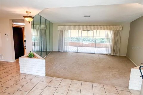 Villa ou maison à vendre à Largo, Floride: 3 chambres, 197.88 m2 № 2396948 - photo 5