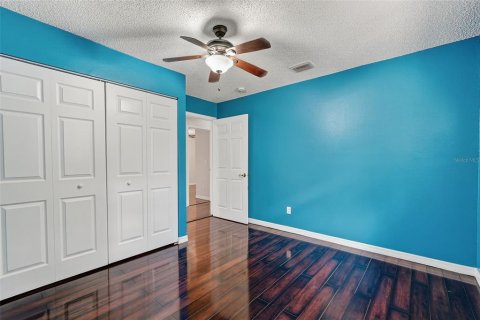 House in Saint Petersburg, Florida 4 bedrooms, 159.61 sq.m. № 1884377 - photo 28