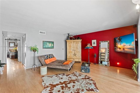 Купить кондоминиум в Холливуд, Флорида 2 спальни, 98.48м2, № 1798966 - фото 23