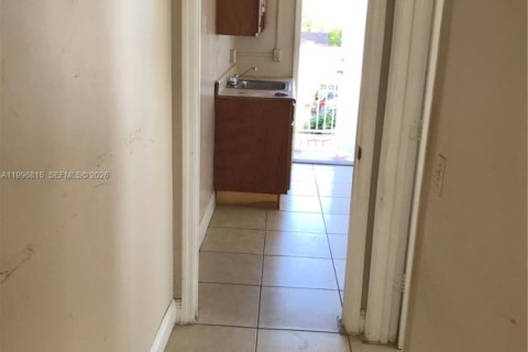 Снять в аренду квартиру в Норт-Майами, Флорида 1 спальня, 46.45м2, № 2058719 - фото 7