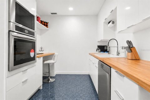 Condominio en venta en Sarasota, Florida, 3 dormitorios, 215.07 m2 № 2152359 - foto 12