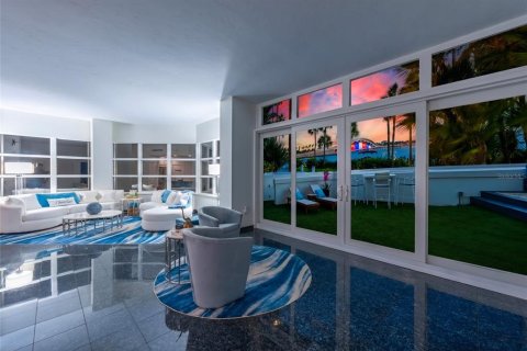 Condominio en venta en Sarasota, Florida, 3 dormitorios, 215.07 m2 № 2152359 - foto 4