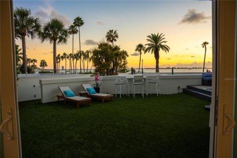 Condominio en venta en Sarasota, Florida, 3 dormitorios, 215.07 m2 № 2152359 - foto 5