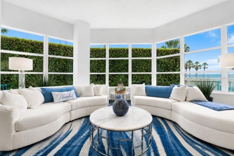 Condominio en venta en Sarasota, Florida, 3 dormitorios, 215.07 m2 № 2152359 - foto 15