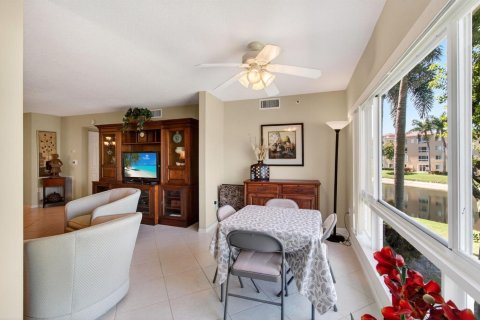 Condo in Boynton Beach, Florida, 3 bedrooms № 2146140 - photo 15