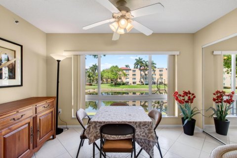 Condo in Boynton Beach, Florida, 3 bedrooms № 2146140 - photo 13
