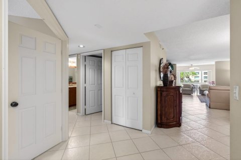 Condo in Boynton Beach, Florida, 3 bedrooms № 2146140 - photo 5