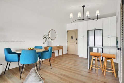 Купить кондоминиум в Майами-Бич, Флорида 1 спальня, 79.8м2, № 1882119 - фото 14