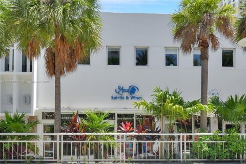 Купить кондоминиум в Майами-Бич, Флорида 1 спальня, 79.8м2, № 1882119 - фото 22