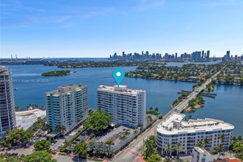 Купить кондоминиум в Майами-Бич, Флорида 1 спальня, 79.8м2, № 1882119 - фото 23