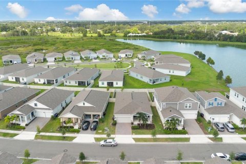 Casa en venta en Kissimmee, Florida, 4 dormitorios, 198.16 m2 № 1902530 - foto 23