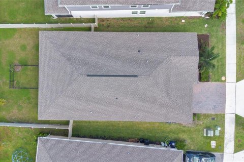 Casa en venta en Kissimmee, Florida, 4 dormitorios, 198.16 m2 № 1902530 - foto 25