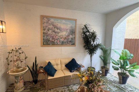 House in Homestead, Florida 5 bedrooms, 255.76 sq.m. № 2086382 - photo 30