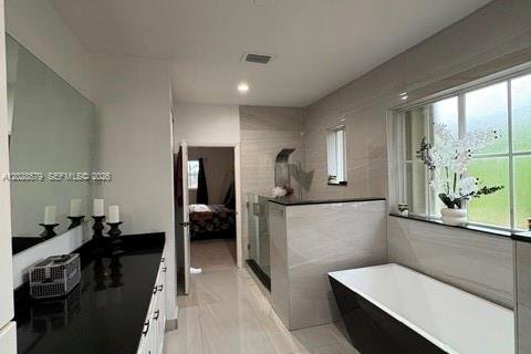 House in Homestead, Florida 5 bedrooms, 255.76 sq.m. № 2086382 - photo 17