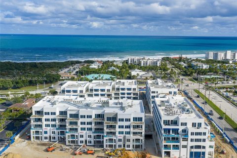Condominio en venta en Juno Beach, Florida, 3 dormitorios, 267.09 m2 № 1992359 - foto 3