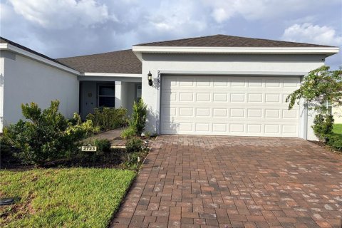 House in Kissimmee, Florida 2 bedrooms, 144.83 sq.m. № 2366840