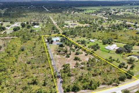 Casa en venta en Punta Gorda, Florida, 4 dormitorios, 308.99 m2 № 1798502 - foto 7